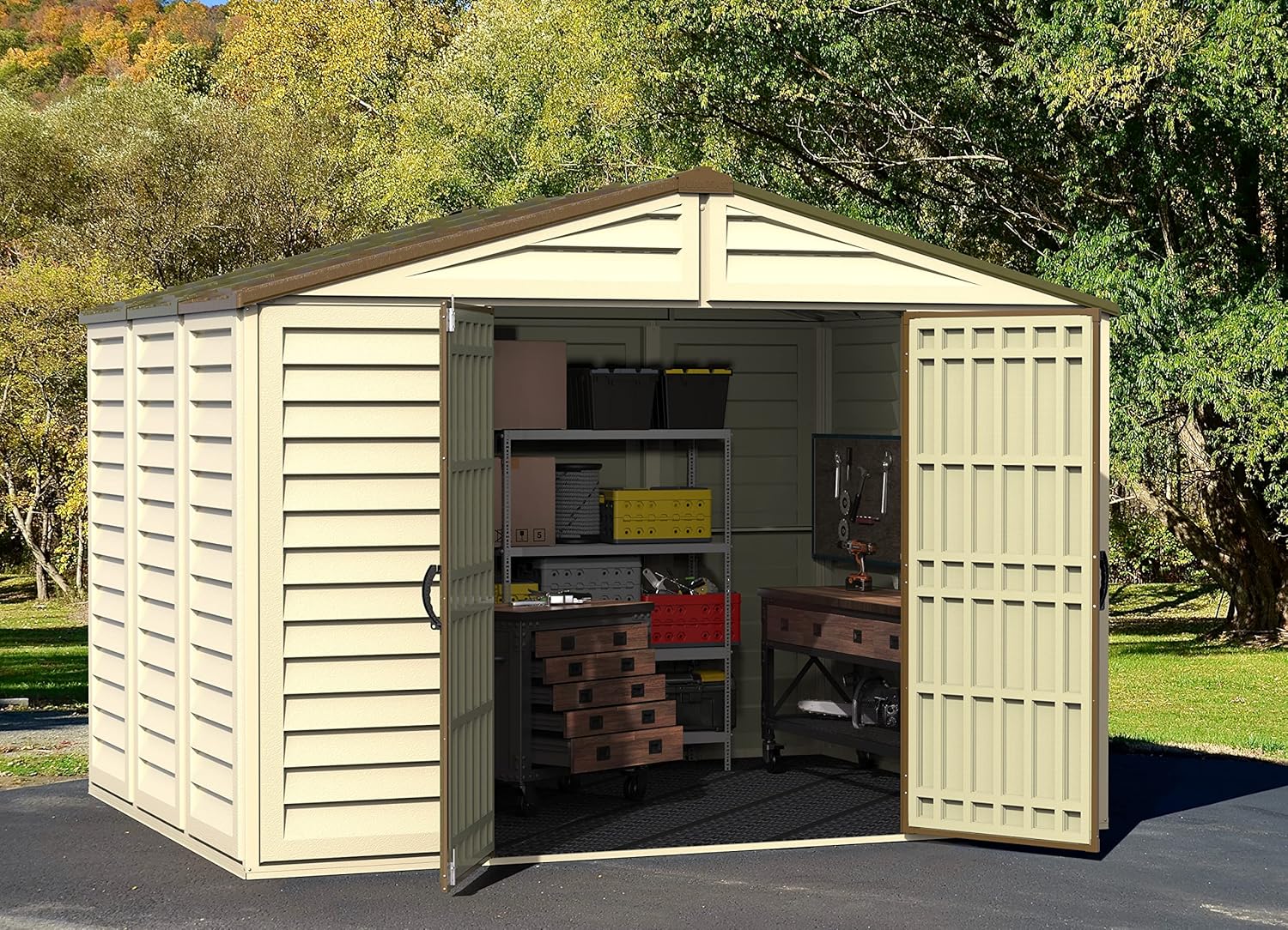 Abri de jardin en plastique Plus 10 x 8 (7.64 m²) avec 1 fenêtre fixe et kit de fondation en métal, structure de toit en métal robuste et abri de jardin sans entretien - Ivory/Brown