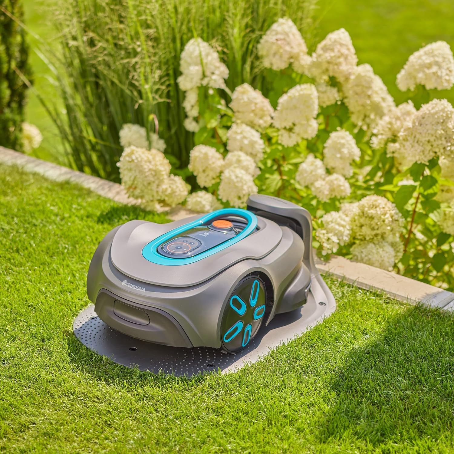 Gardena - smart SILENO max - 1200 m² - LONA, silencieux, Trim-to-Edge, DuoConnect - 19902-26