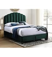 Vente-unique - Lit 140x190 cm à tiroirs - Velours - Vert sapin + matelas - ILISIO
