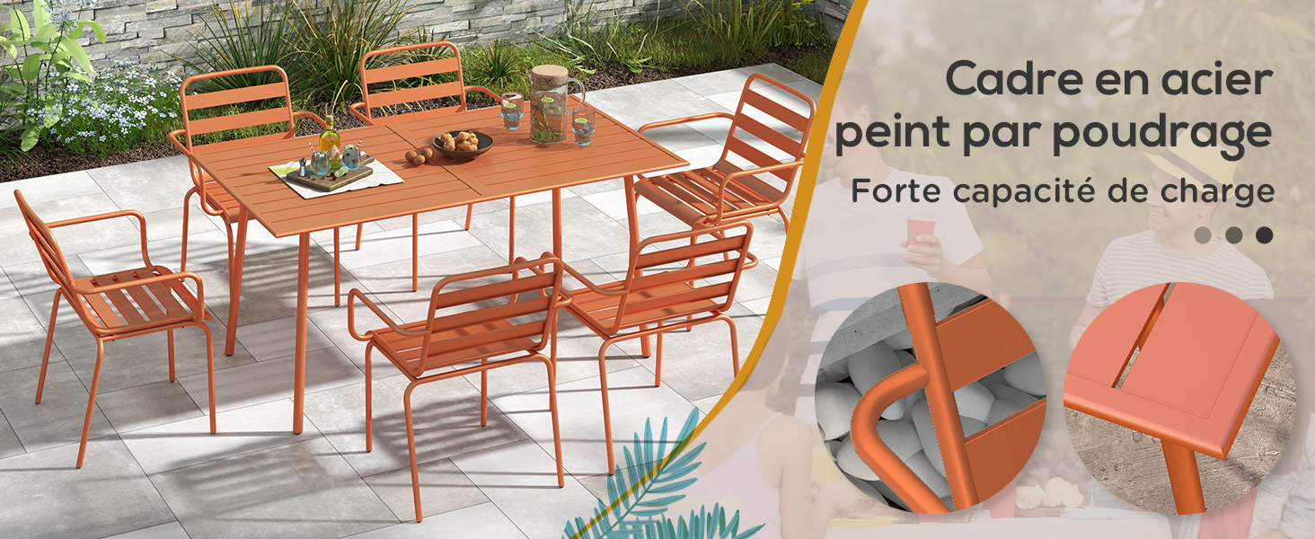 avec cadre en métal orange. Quatre chaises et une table présentées, présentant un design à lattes. Le texte indique une forte capacité de charge.