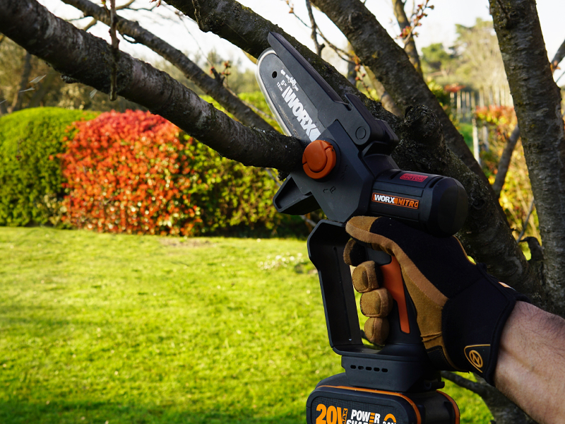 MINI TRONÇONNEUSE WORX NITRO 20V WG325E
