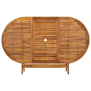 Le meuble à lattes en bois, présenté sous plusieurs angles, ressemble à une table ou à un meuble de rangement avec une construction en bambou ou en rotin avec une finition en bois naturel.
