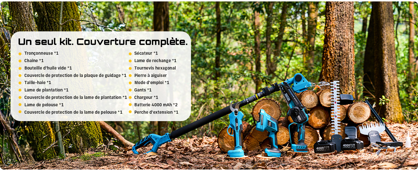 Le texte indique « UP SKILL 3K ». Ensemble d'ustensiles de cuisine de camping ». Ensemble d'ustensiles de cuisine de camping en plein air avec des casseroles, des poêles et des accessoires bleus disposés sur une couverture de pique-nique avec de la nourriture et des ustensiles dans une scène de camping en forêt.