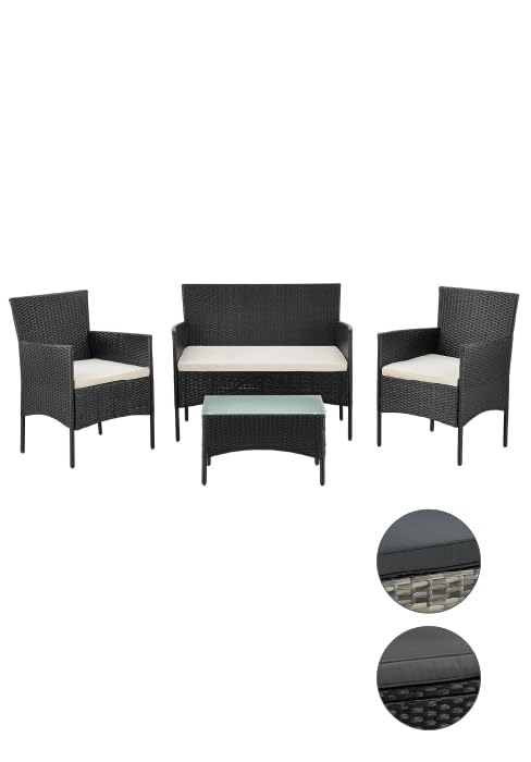Ensemble de mobilier d'extérieur en quatre pièces comprenant une causeuse en osier noir, deux chaises assorties et une table basse, le tout avec des coussins beiges