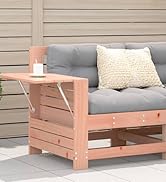 Fauteuil de patio moderne en bois avec coussins et oreillers rembourrés gris, avec structure en bois naturel et dossier à lattes sur fond blanc.