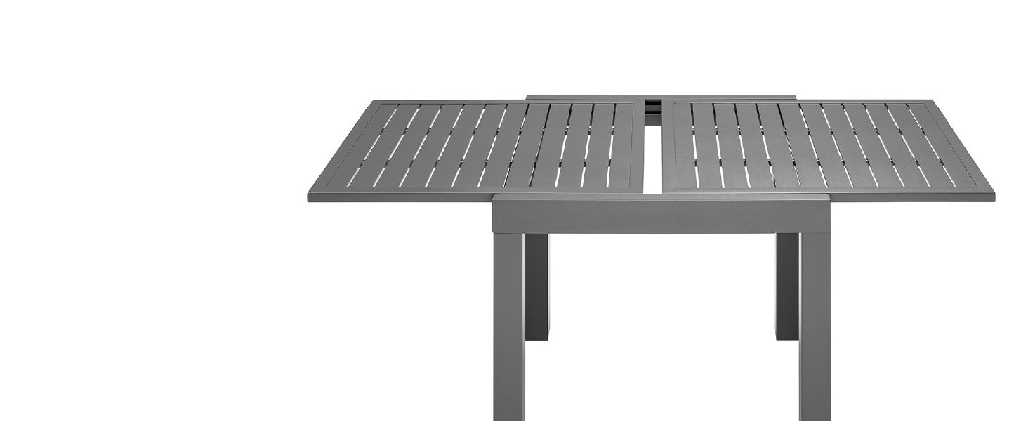 avec plateau à lattes et section centrale extensible, présentant une construction minimaliste moderne et une finition résistante aux intempéries