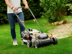 LÉGÈRE ET ULTRA-COMPACTE