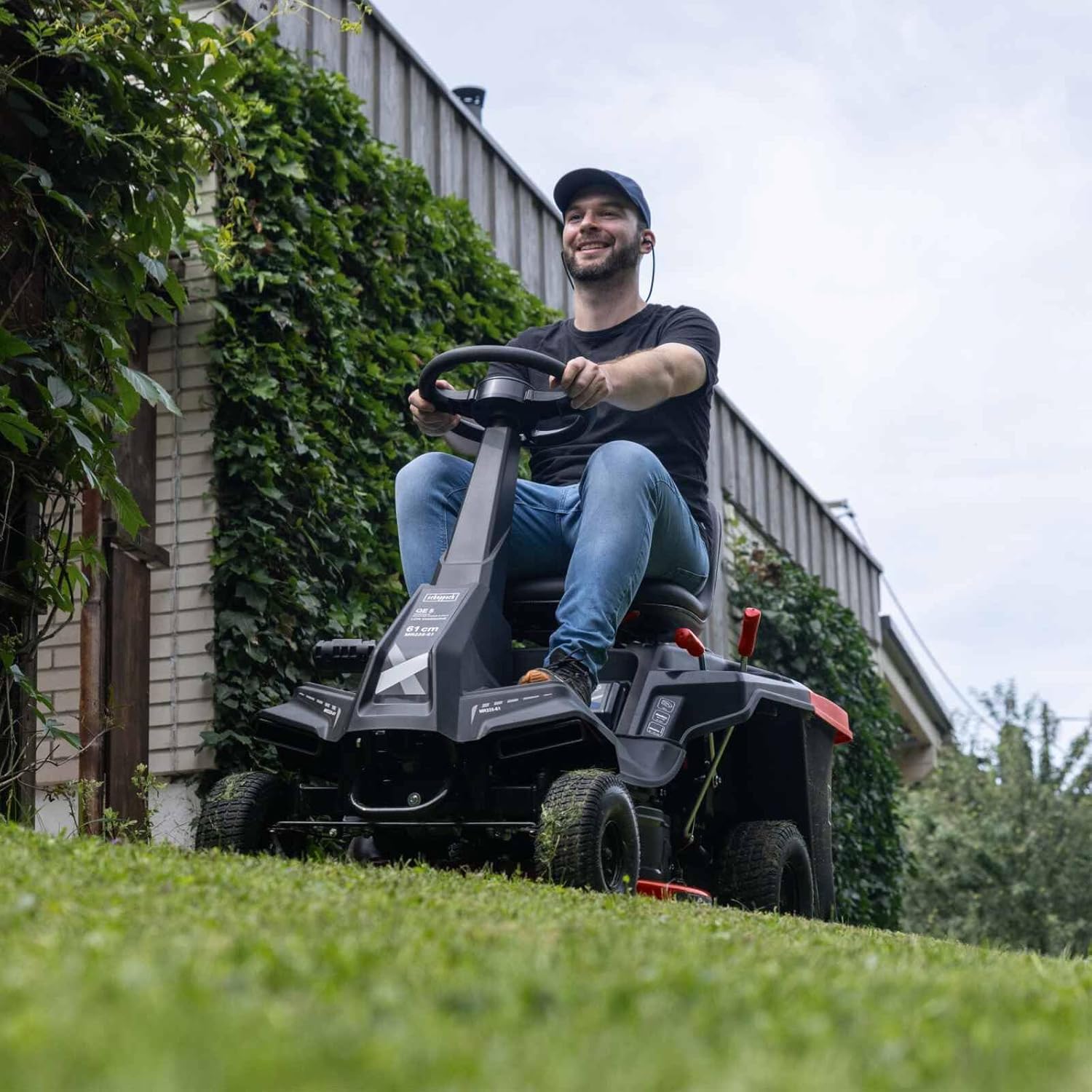 Scheppach - autoportée MR225-61 - 61 cm - 6 CV, panier 150L, jardins 2600m² - MR225-61