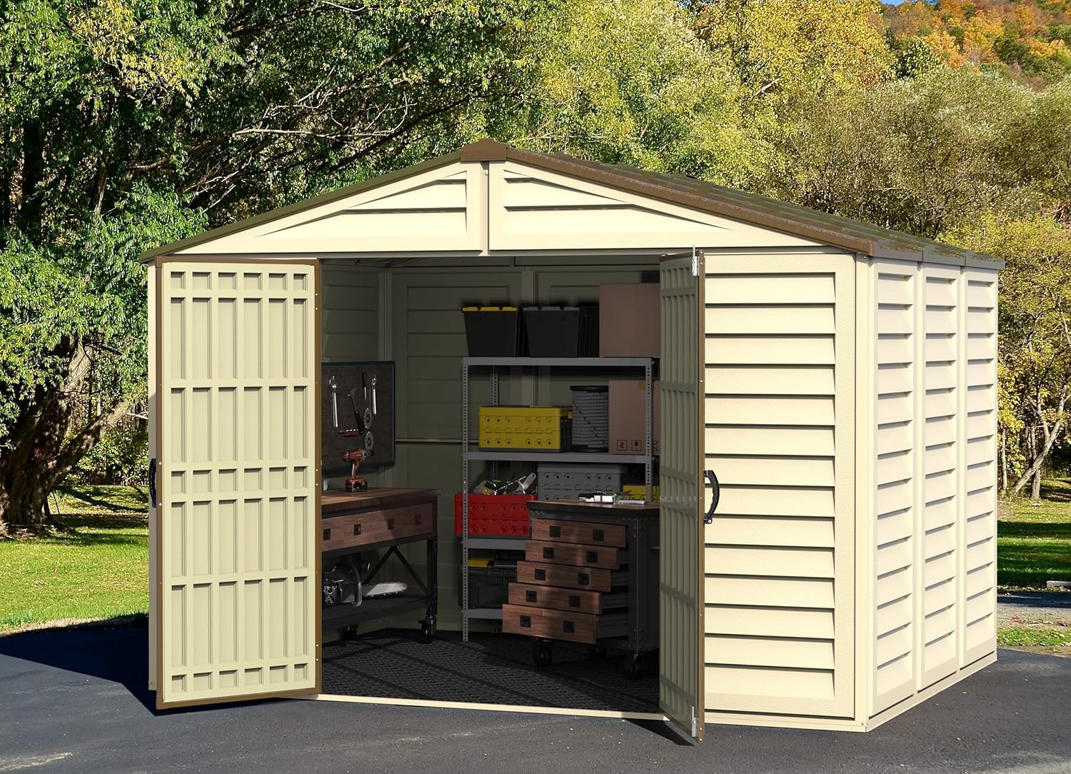 Abri de jardin en plastique Plus 10 x 8 (7.64 m²) avec 1 fenêtre fixe et kit de fondation en métal, structure de toit en métal robuste et abri de jardin sans entretien - Ivory/Brown