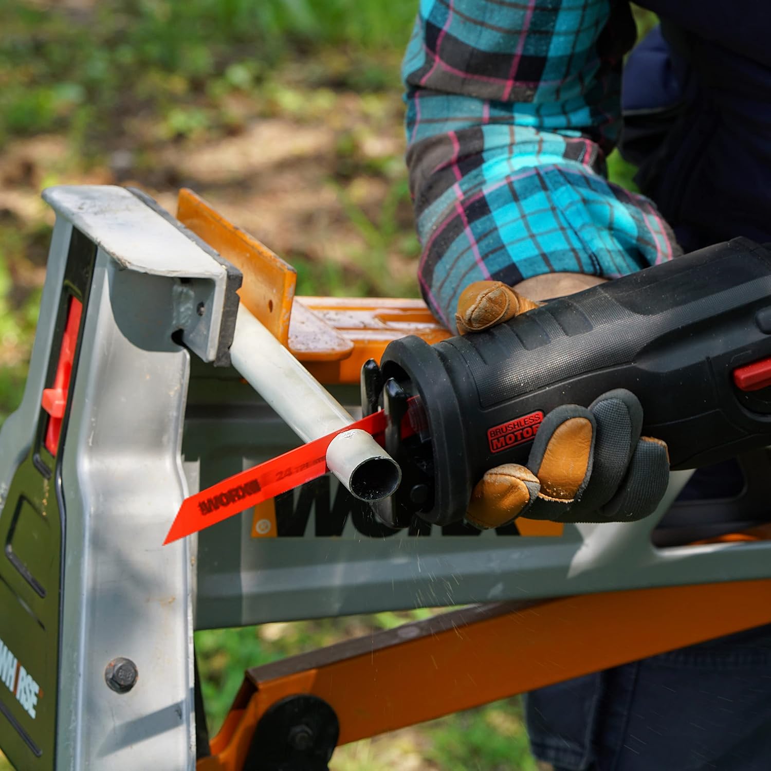 WORX - Scie sabre brushless, 29mm course, 20V, légère, WX516