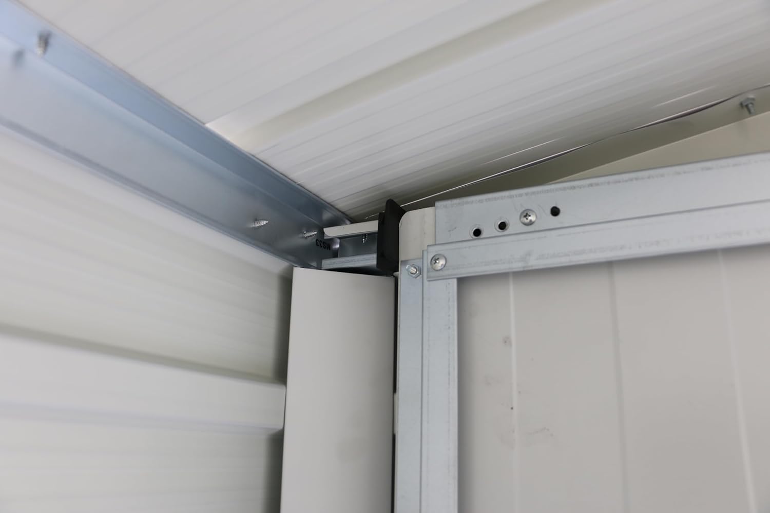 Duramax Alpine 10 x 10 (9,75 m²) Abri de Jardin en métal avec Base, Acier galvanisé à Chaud, Structure de Toit renforcée, Abri de Jardin sans Entretien et résistant aux intempéries, Anthracite