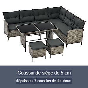 un ensemble de mobilier d'extérieur avec coussins et coussins.