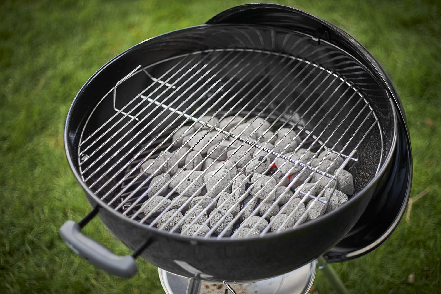 Weber - Classic Kettle - 47 cm - barbecue charbon, nettoyage facile, thermomètre