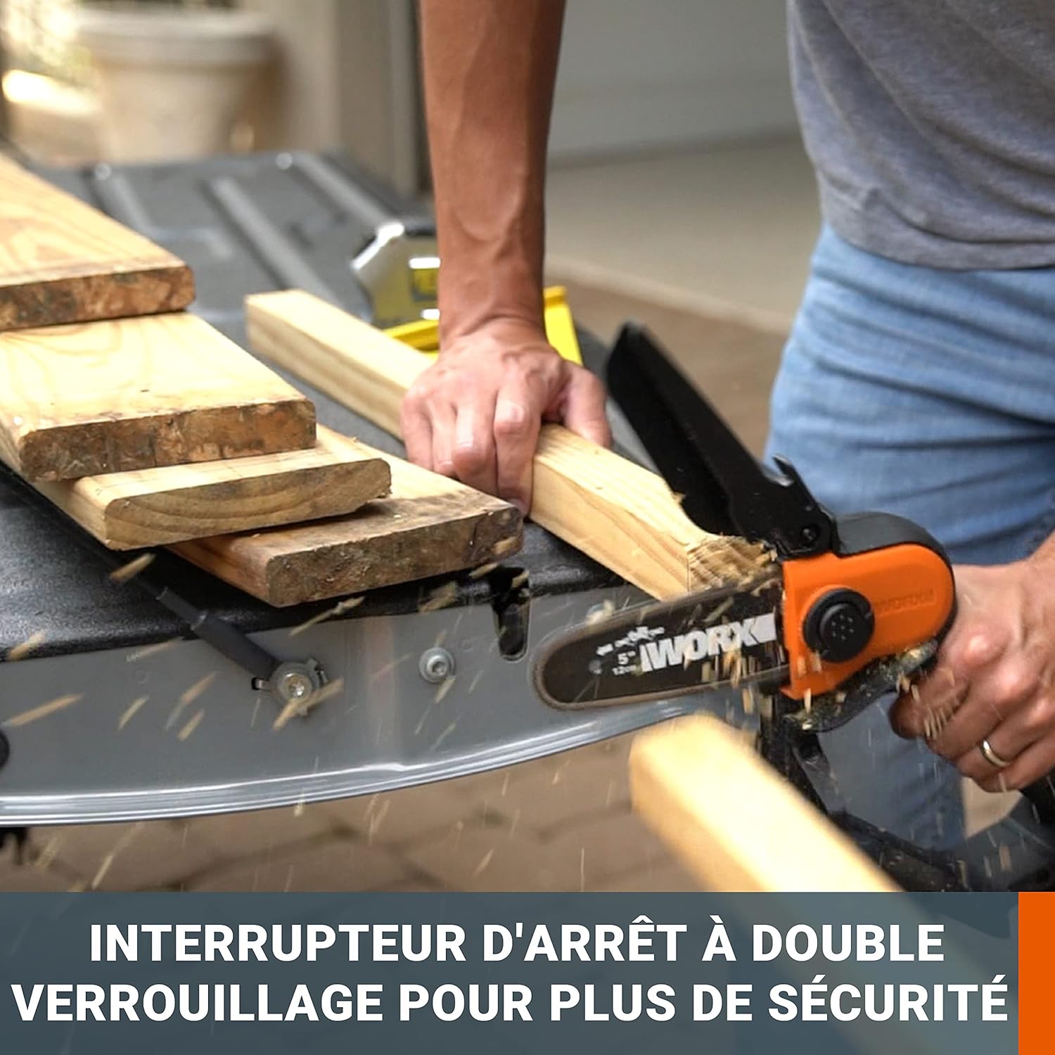 WORX - Mini tronçonneuse 20V - guide 12cm, coupe 10cm, batterie, WG324E