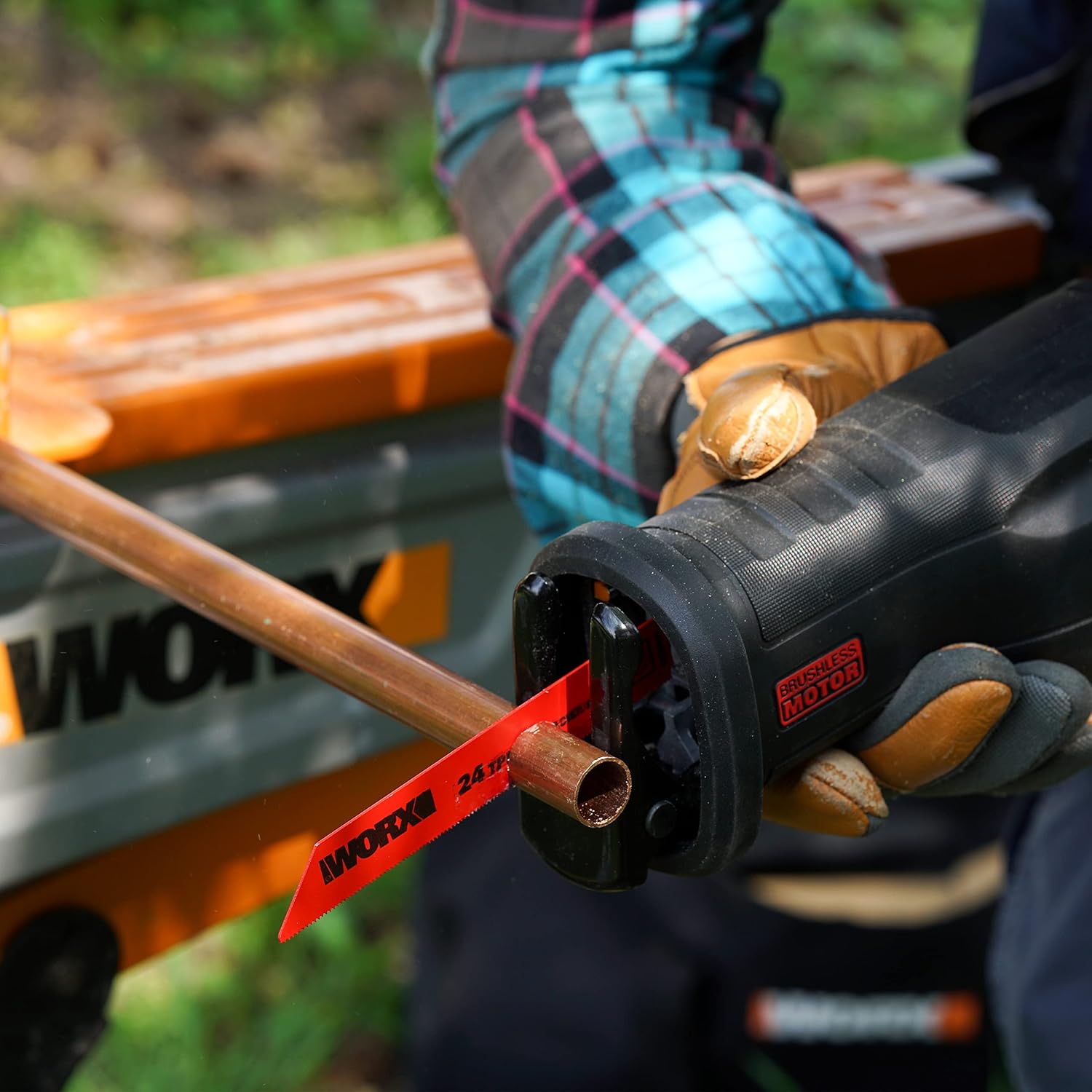 WORX - Scie sabre brushless, 29mm course, 20V, légère, WX516
